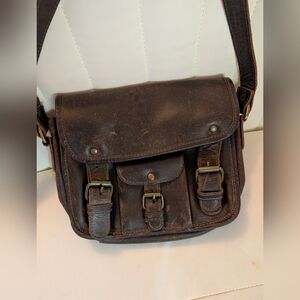 Oskar Stag Leather Small Messenger Style Shoulder Bag